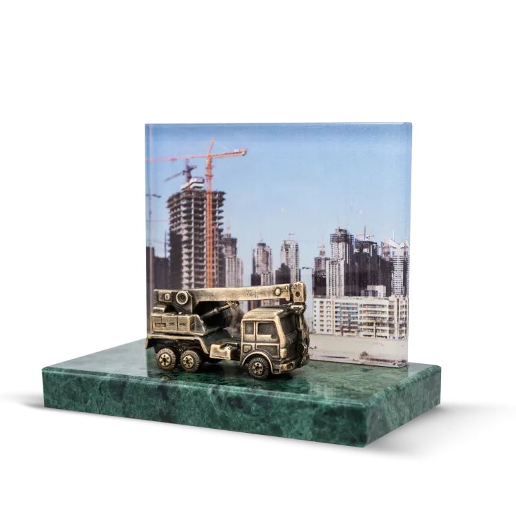 Подарочная инсталляция в подарок строителю