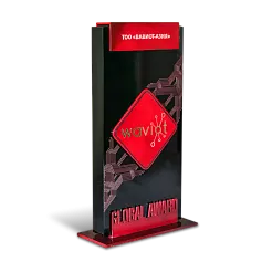 Награда из цветного стекла