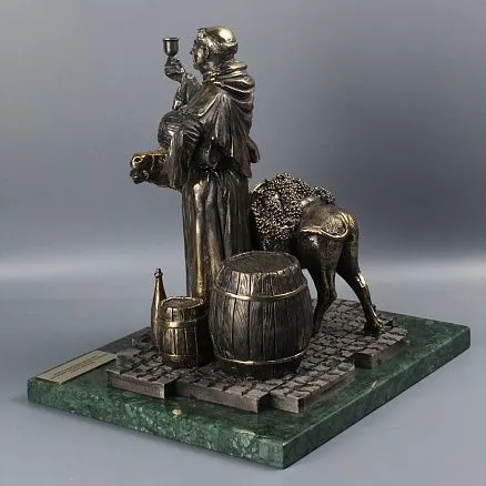 Авторская статуэтка «Виноделие» МП-37977