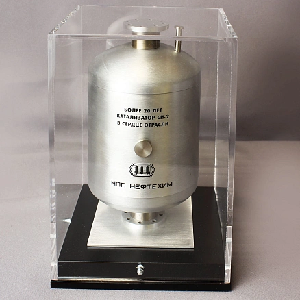 Подарочная инсталляция для нефтегазовой отрасли МП-41366